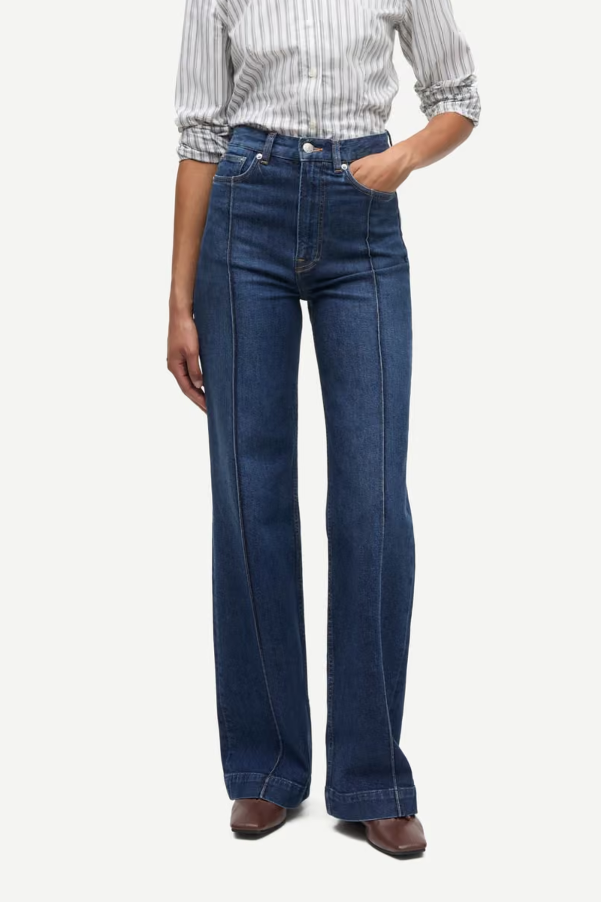 REBECCA TUCK JEANS - PARIS BLUE COMFORT