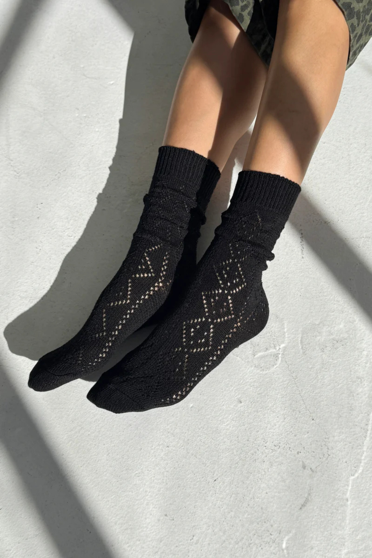 CHAUSSETTES À ŒILLETS EN MODAL - NOIR DE JAIS