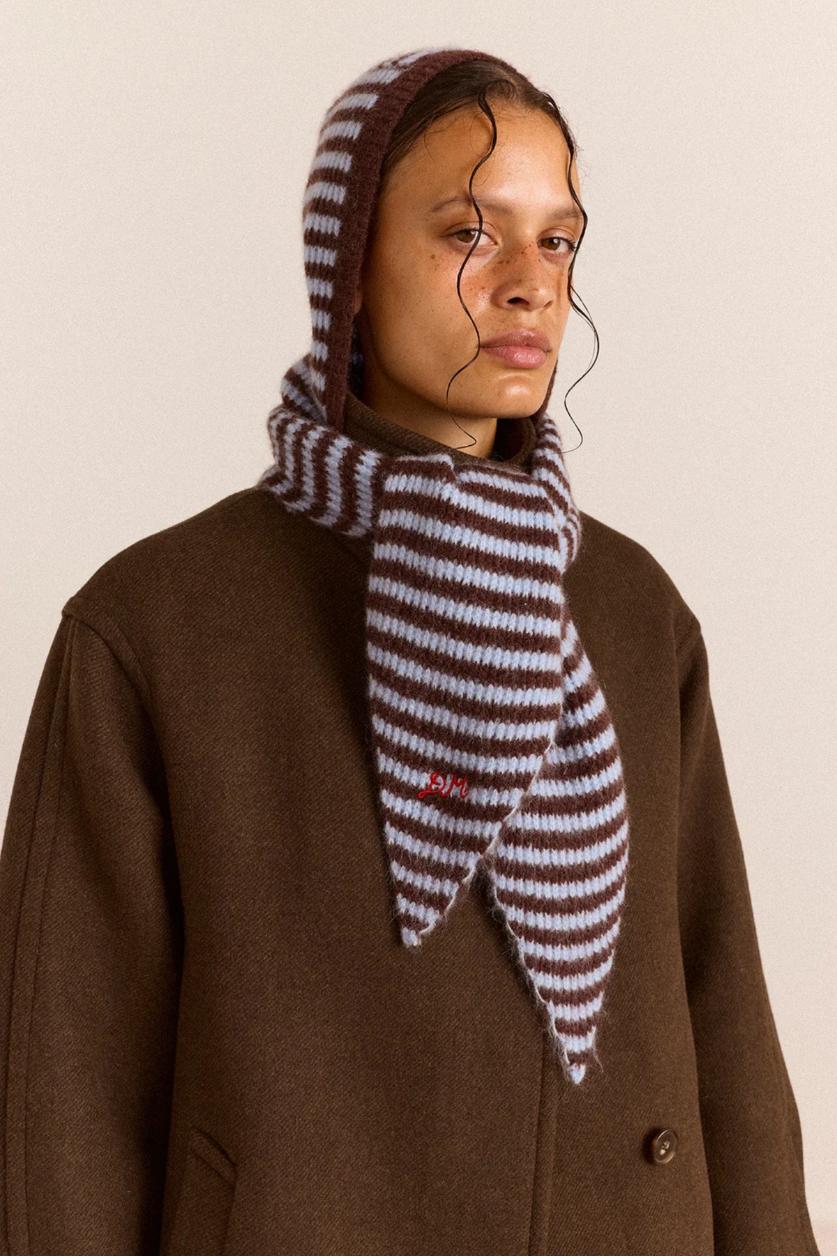 TIE FRONT HOOD - BLUE - CHOCO STRIPE