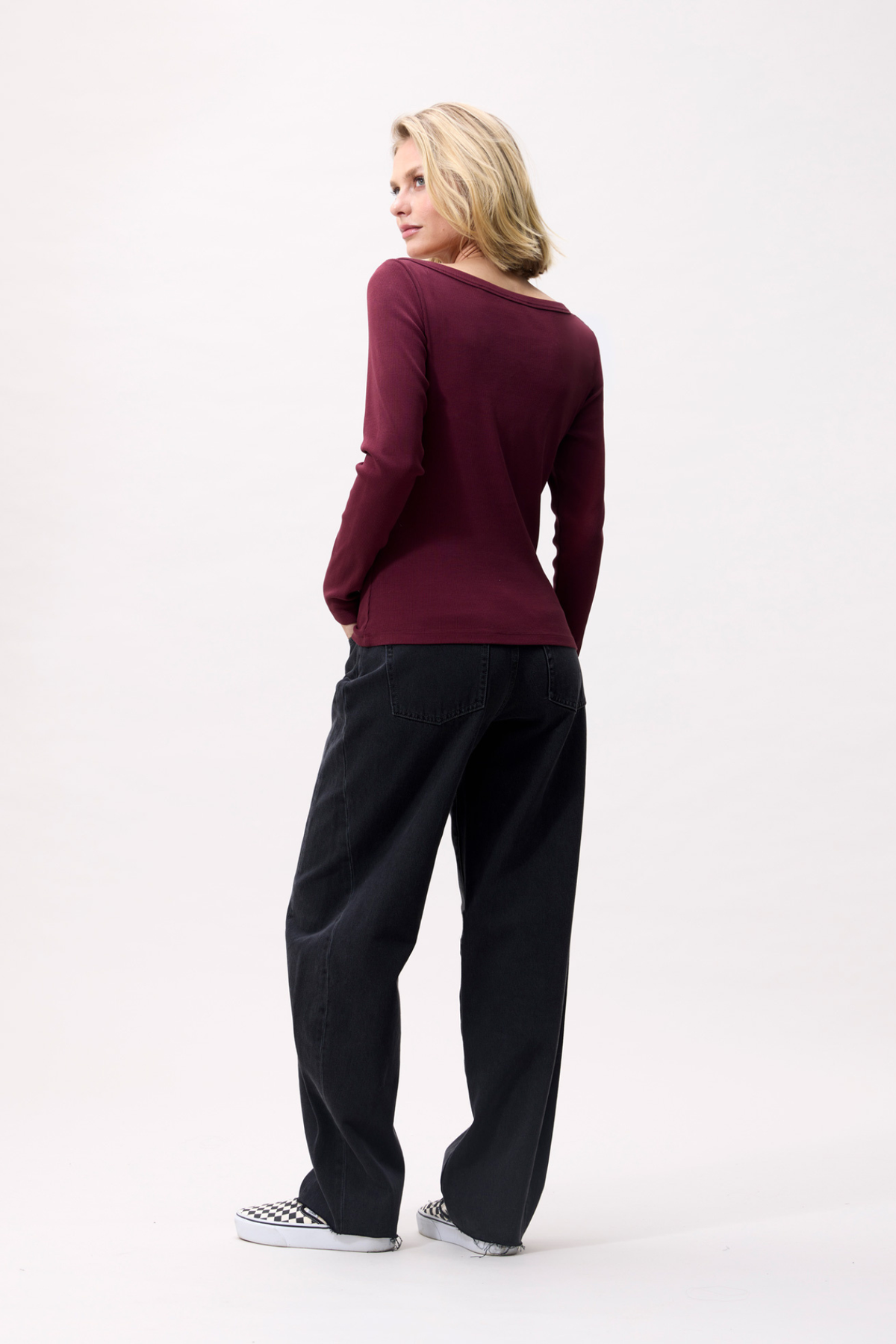 BOATNECK RIB LONG SLEEVE T-SHIRT - MERLOT