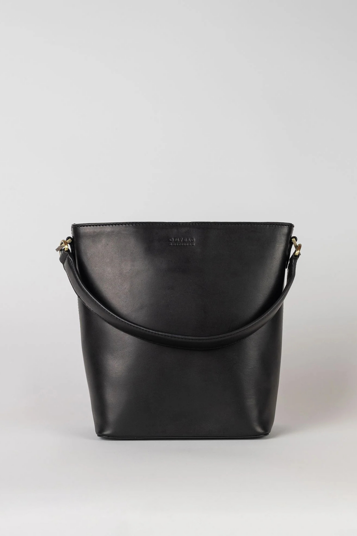 BOBBI BUCKET MAXI TAS - ZWART KLASSIEK LEER