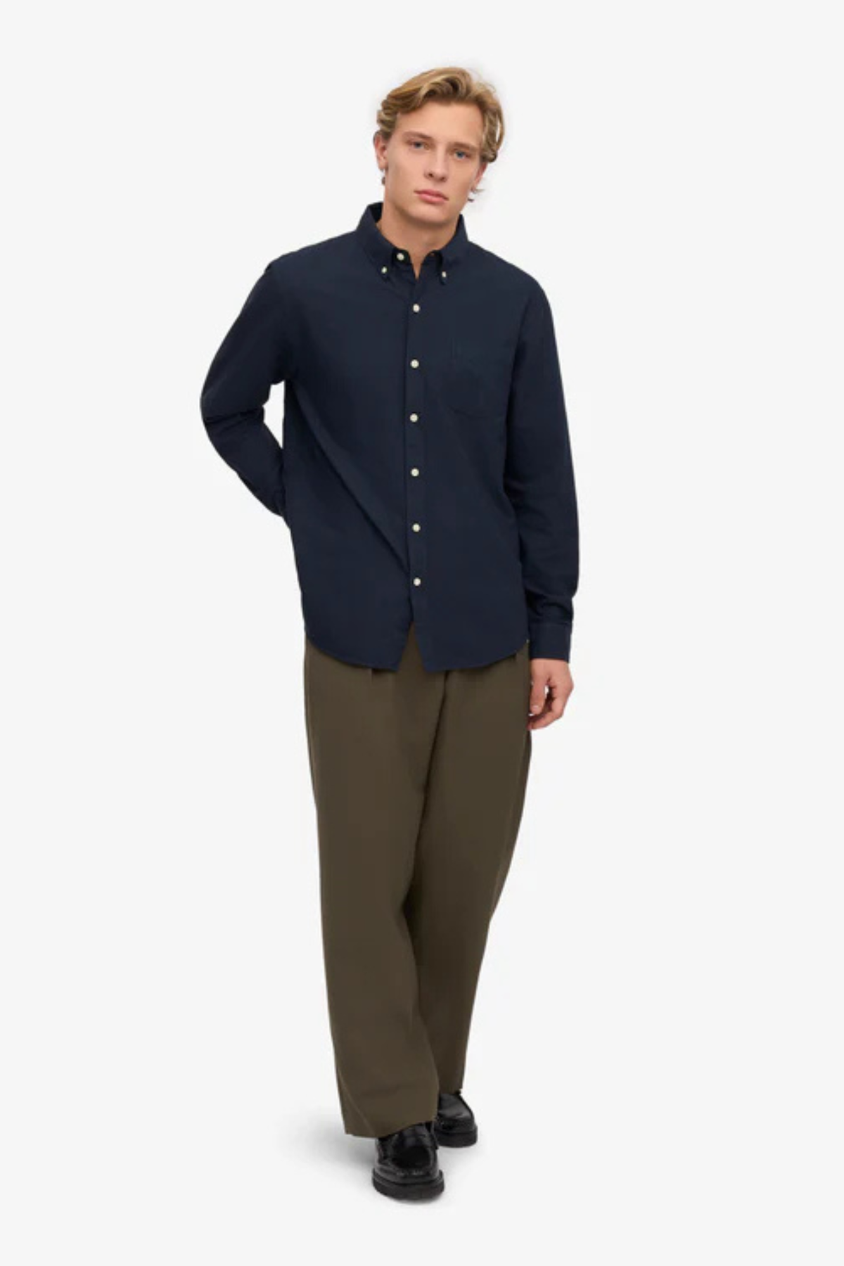 ORGANIC BUTTON DOWN SHIRT - NAVY BLUE