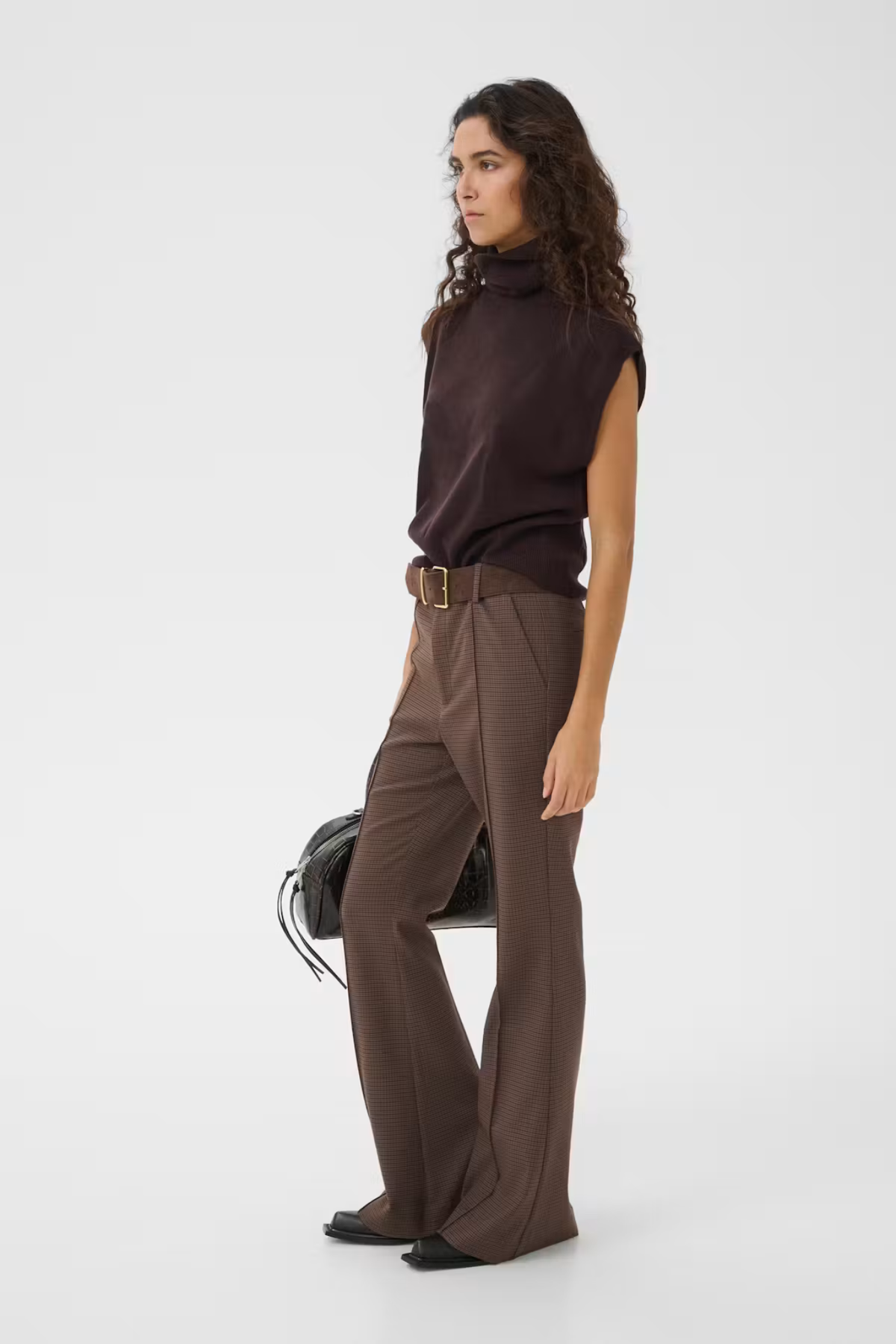 MANZI WAISTCOAT - GANACHE