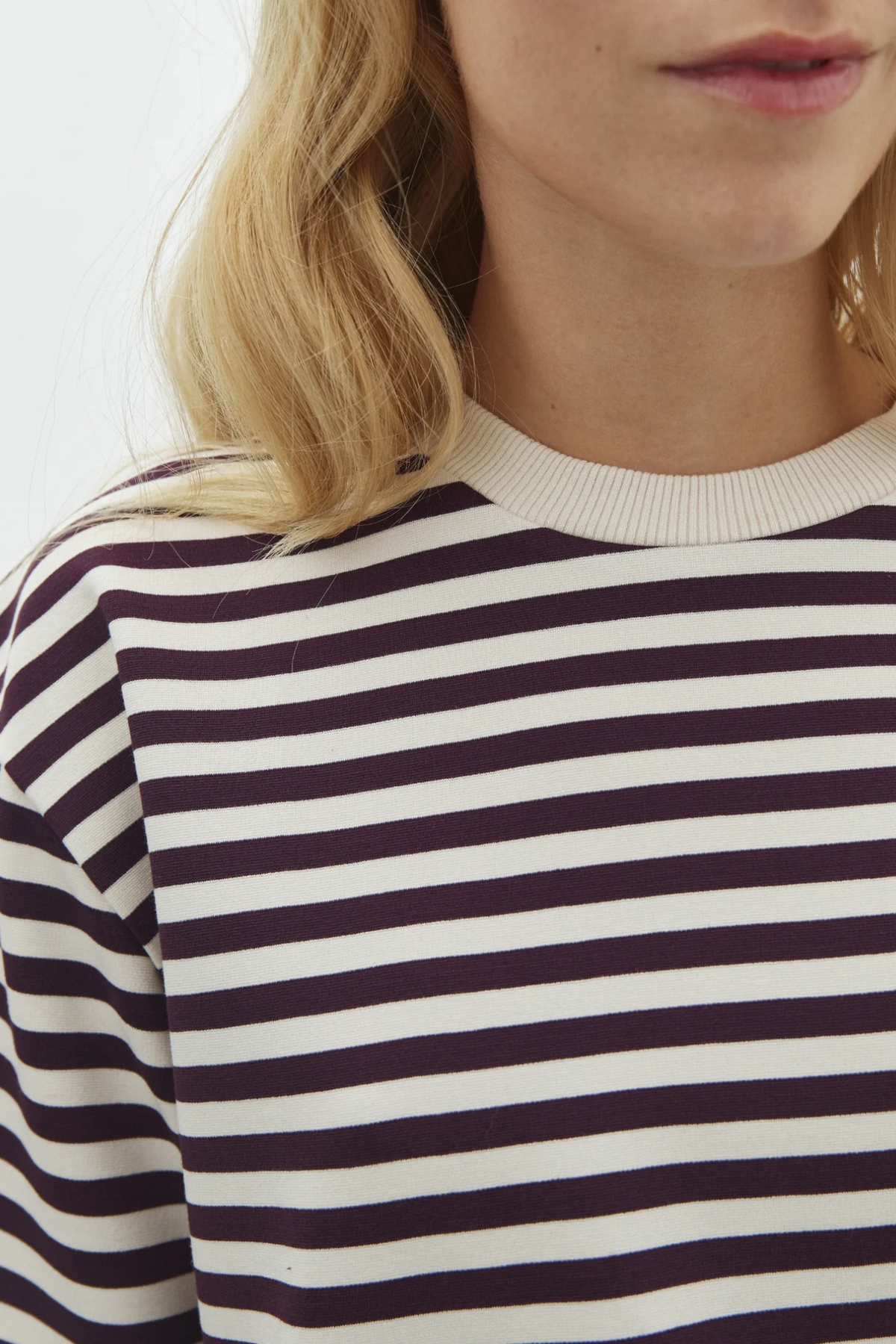 EMRYS BETSY GESTREEPT T-SHIRT - PURPLE SUGAR