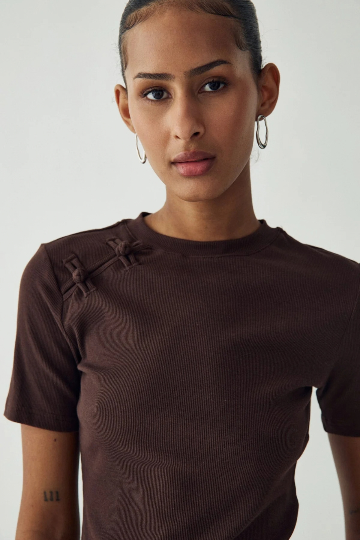 NEINA TOP - CHOCOLATE