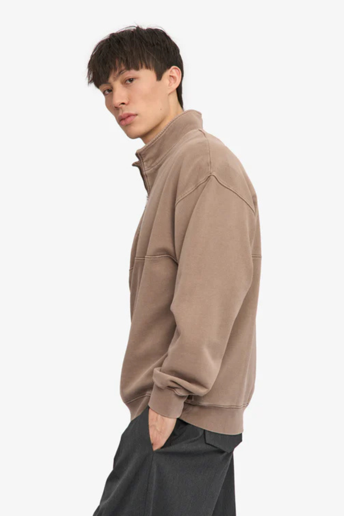 COL À ZIP EN COTON BIO - KAKI DÉLAVÉ