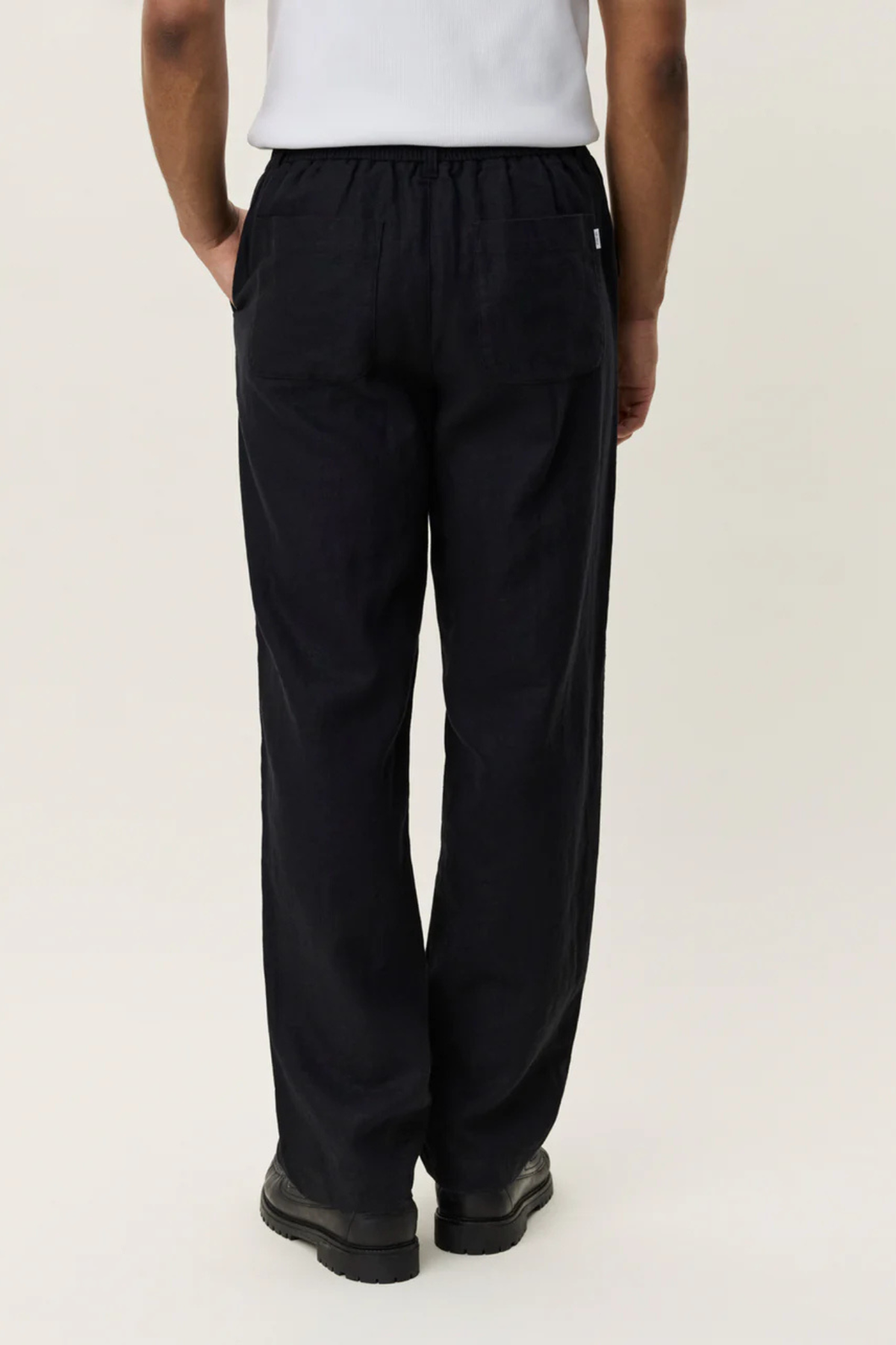 LINEN COMFORT SUIT PANTS - TAP SHOE BLACK