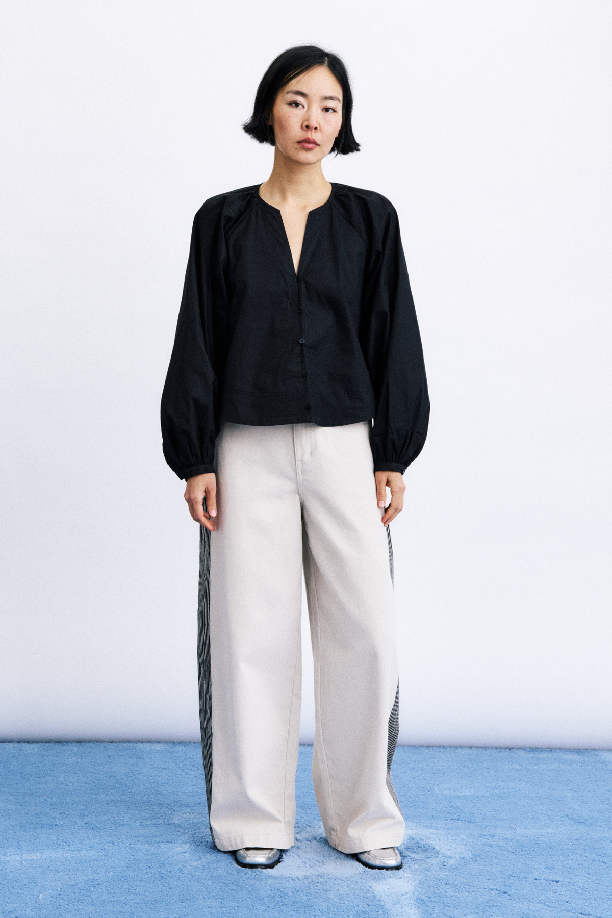 ANDONG BLOUSE - BLACK