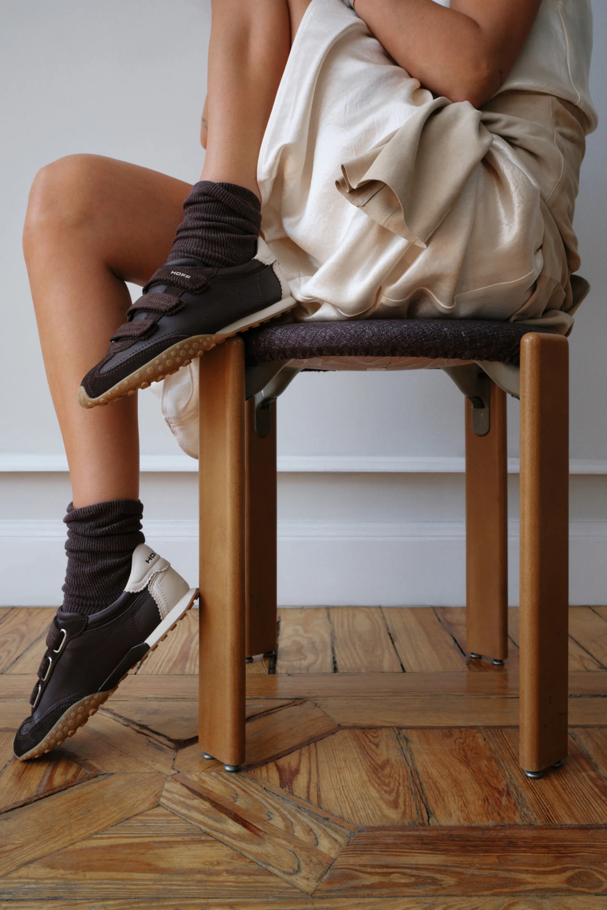 BRIDGE VELCROS WOMEN SNEAKERS - CHOCOLATE
