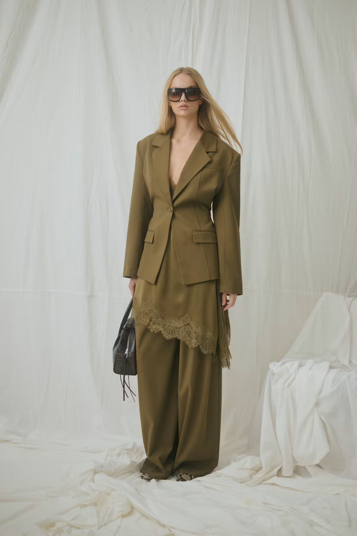 OLIVIA HW BROEK - MILITARY OLIVE