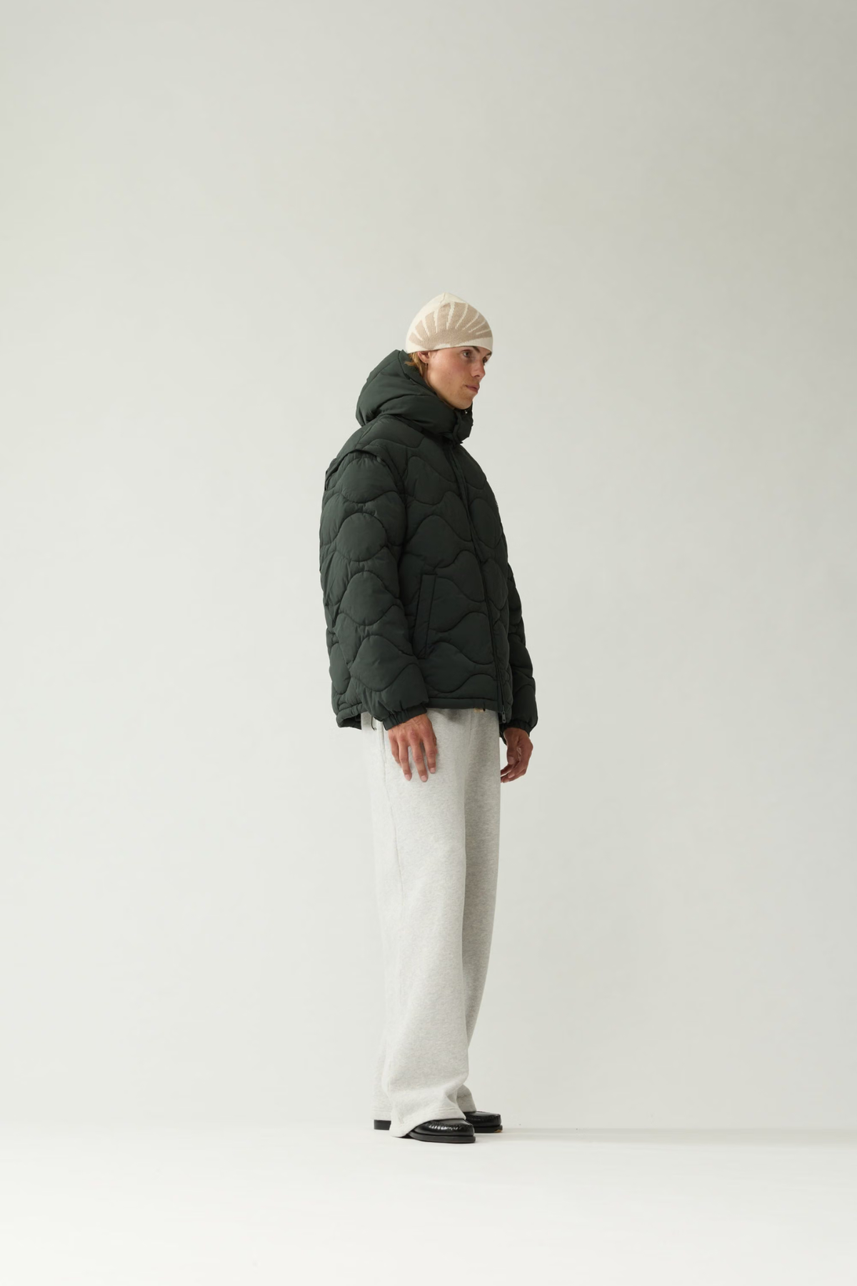 DETACHABLE JACKET - OLIVE
