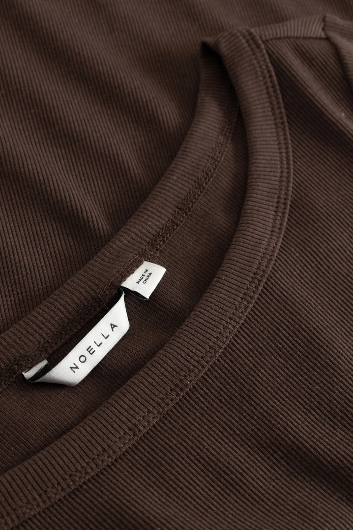 NIKEETA TOP - CHOCOLATE