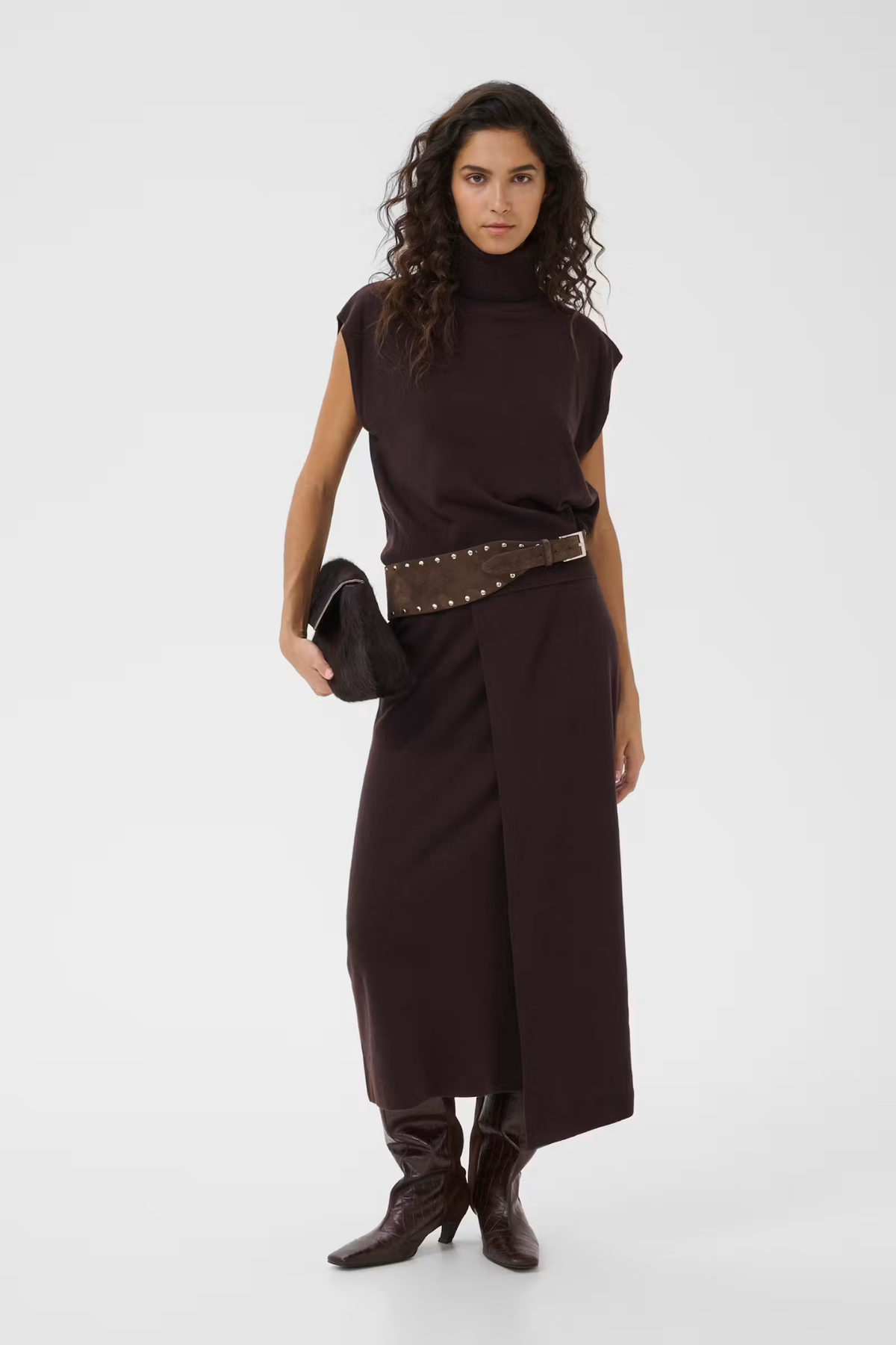 MANZI WAISTCOAT - GANACHE
