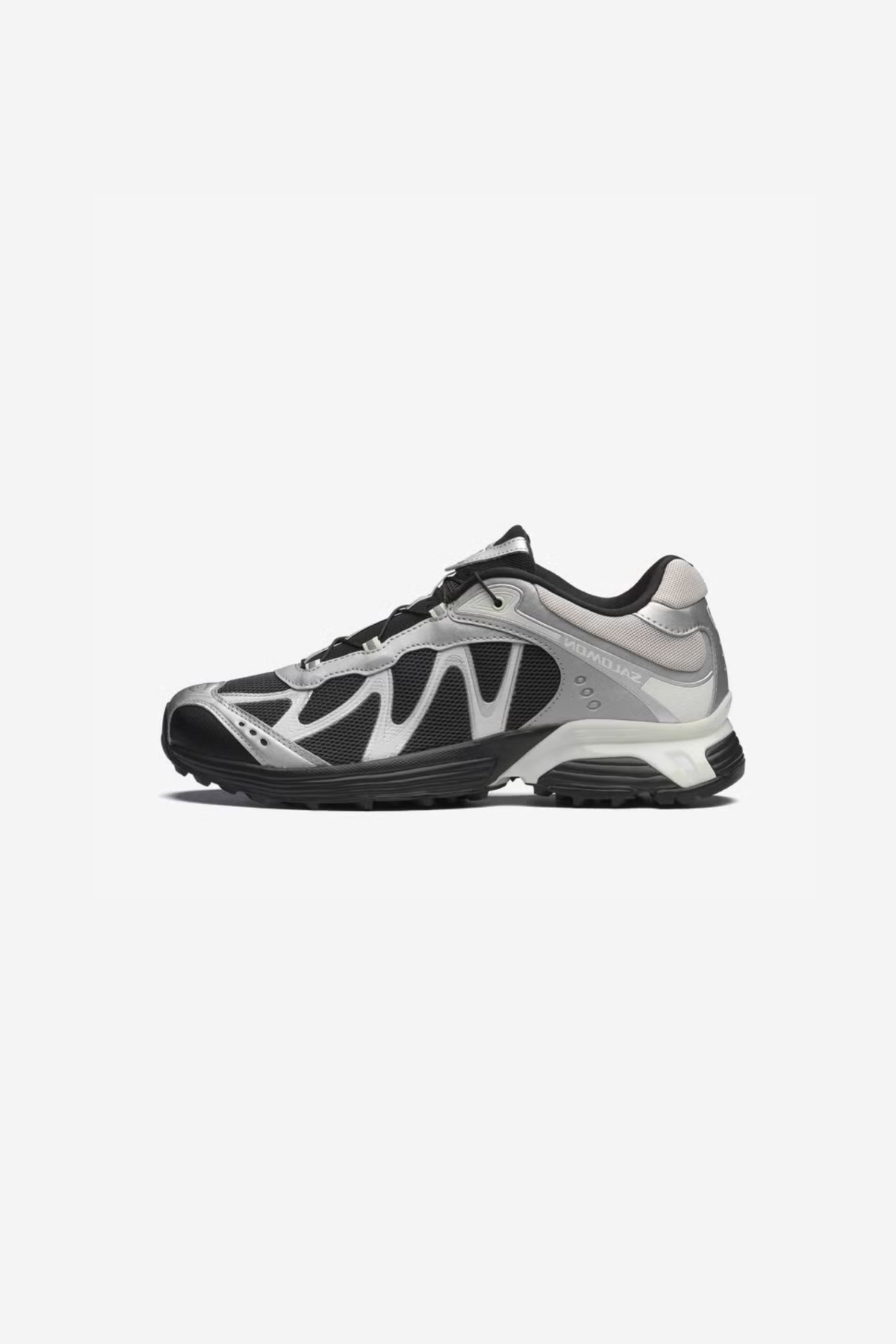 XT-WHISPER SNEAKERS WOMEN - BLACK/FTW SILVER/WHITE