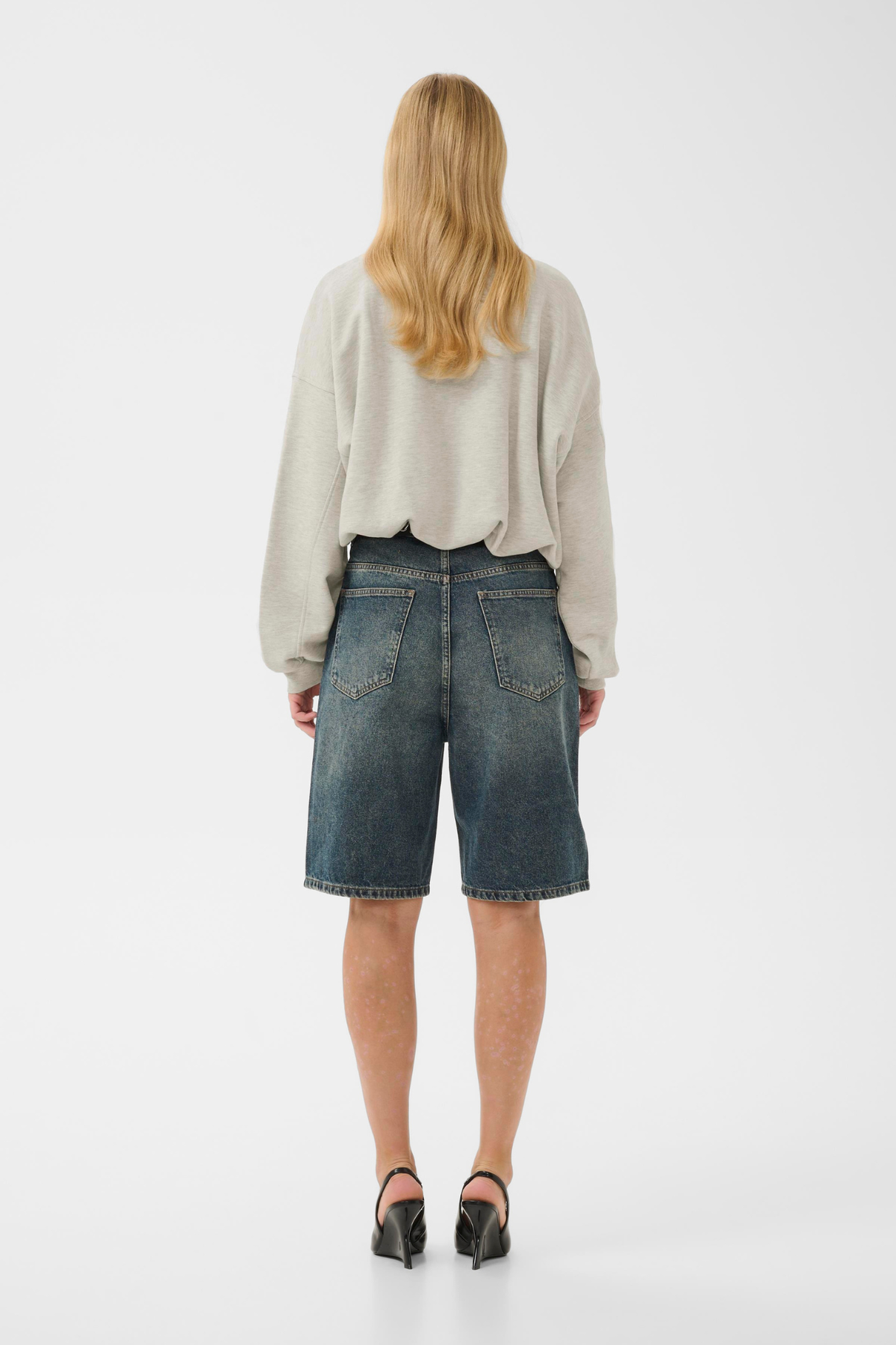 KAHLA MEL SWEATSHIRT - ULTRA LICHTGRIJS