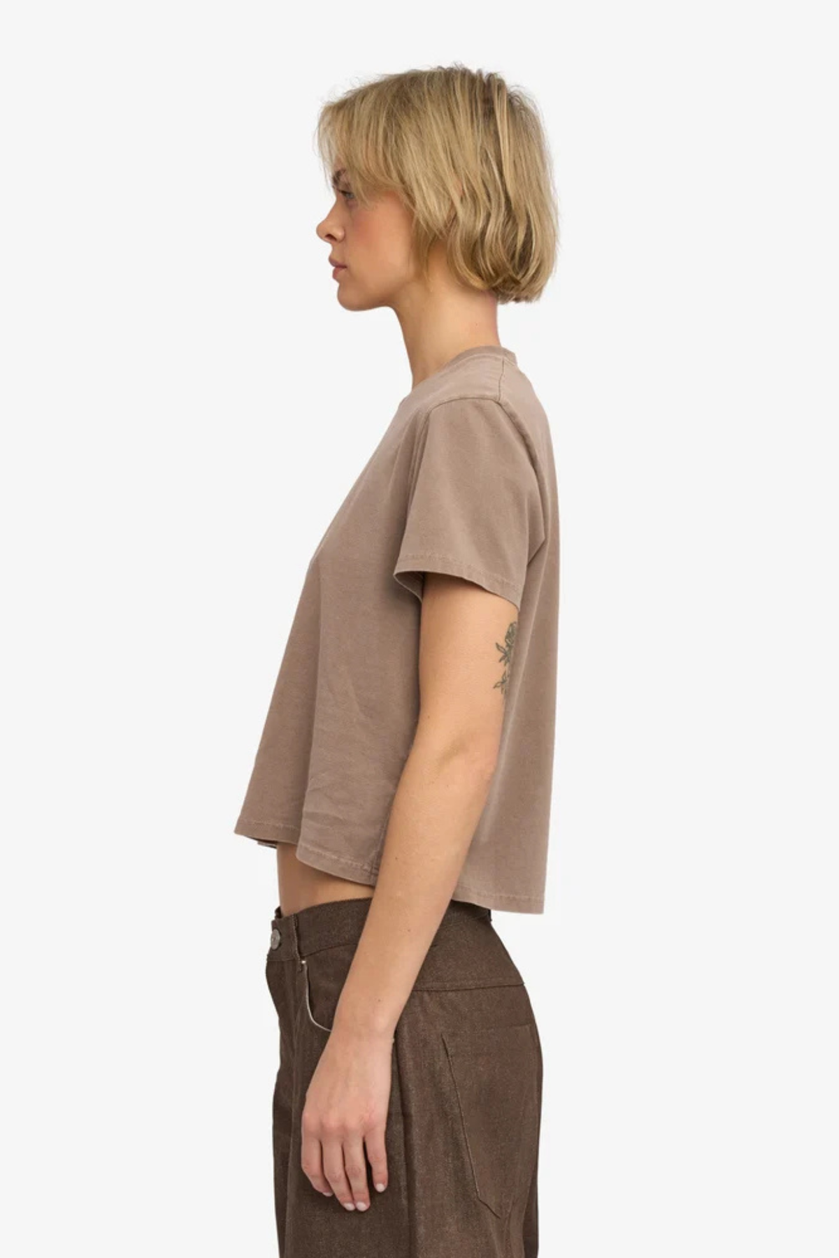 ORGANIC BOXY CROP TEE - FADED KHAKI
