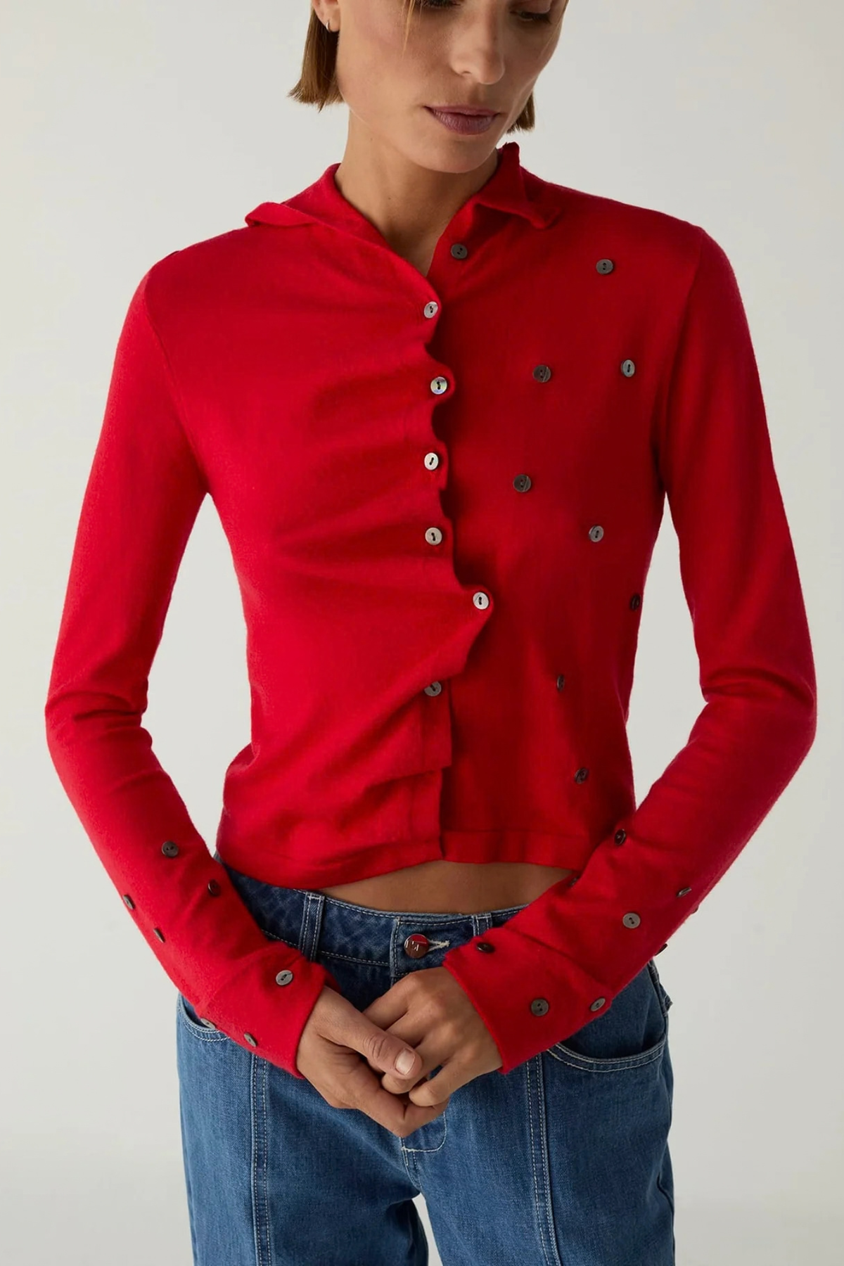 FIA BUTTONED CARDIGAN - RED