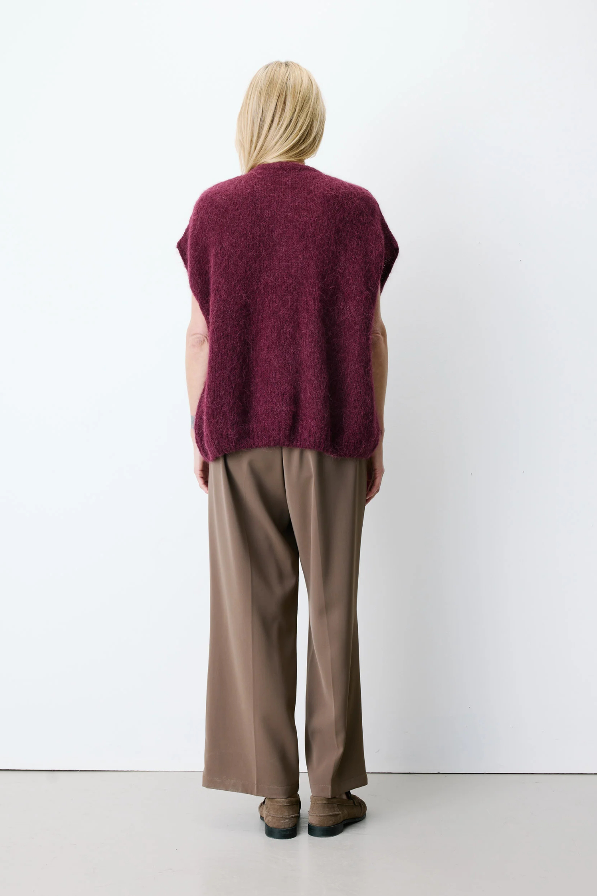 ADDISON VEST - AUBERGINE