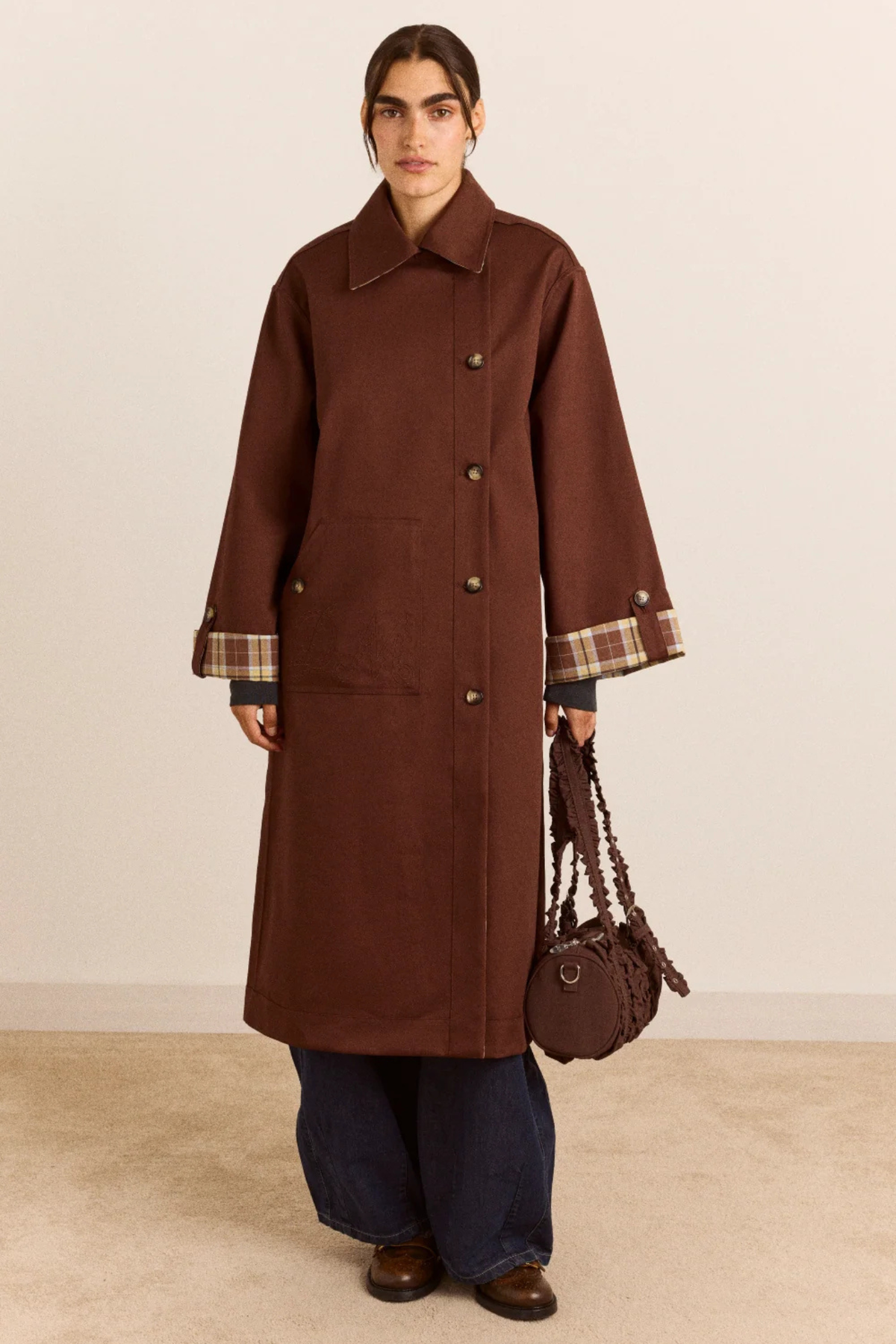 REVERSIBLE LONGLINE JERRY TRENCH JACKET - CHOCOLATE