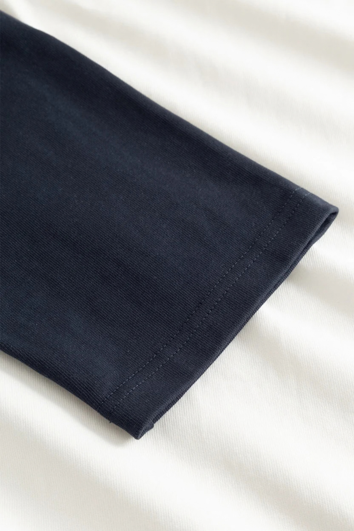 NIKKIE TOP - WHITE NAVY COMBO